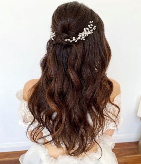 تساريح شعر ناعمه وجديدة للشعر القصير والطويل